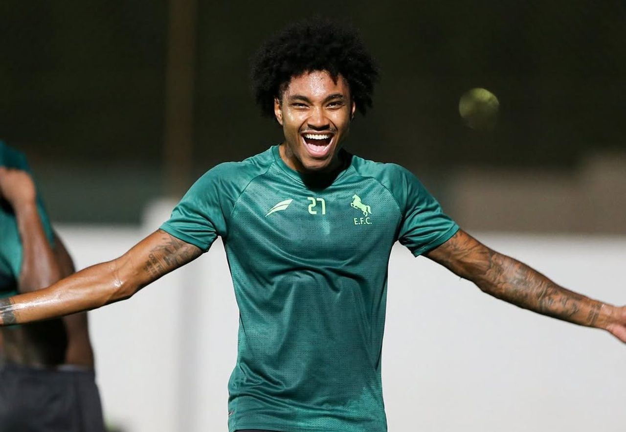 Imagem da noticia Corinthians encaminha contratação do atacante Vitinho, ex-Flamengo