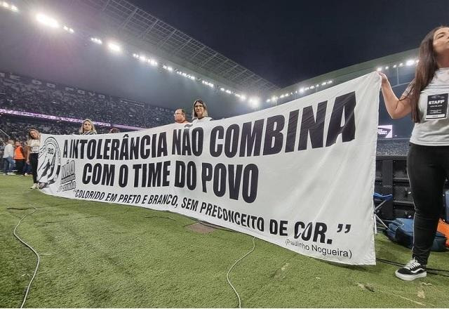 Imagem da noticia Corinthians faz campanha contra intolerância antes de clássico contra o São Paulo