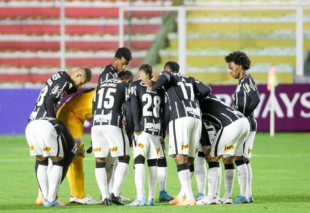 Imagem da noticia Cássio cobra evolução do Corinthians: "Não podemos culpar só altitude"