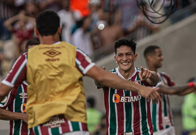 Imagem da noticia Corinthians poupa e é goleado pelo Fluminense antes de "final" contra o Boca