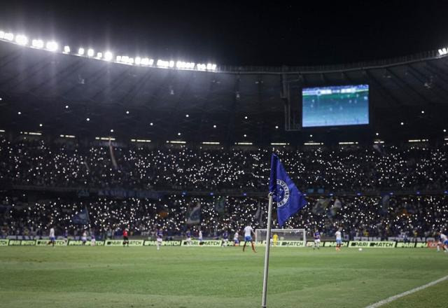 Imagem da noticia STJD adia julgamento, e Cruzeiro x Athletico-PR terá torcida no Mineirão