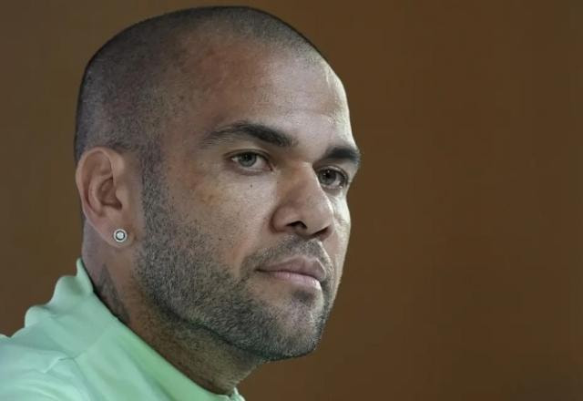 Imagem da noticia Daniel Alves apresenta nova versão à Justiça e alega embriaguez