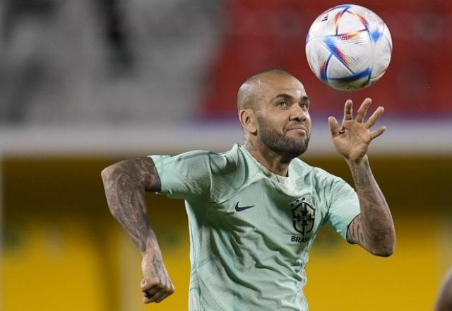 Imagem da noticia Daniel Alves tem julgamento marcado para início de fevereiro na Espanha