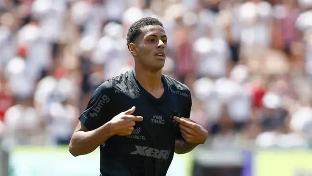 Corinthians atende pedido do Chelsea e Denner fará recuperação na Inglaterra Corinthians atende pedido do Chelsea e Denner fará recuperação na Inglaterra