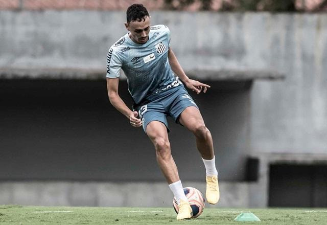 Imagem da noticia Santos repatria Pituca e chega a 10º reforço para 2024; veja lista