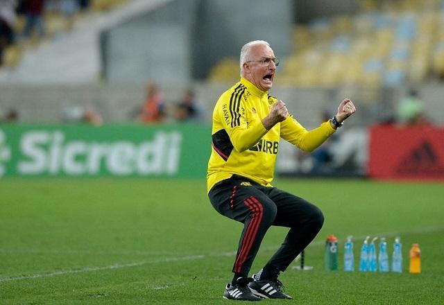Imagem da noticia Landim justifica saída de Dorival do Flamengo: "Teve queda de desempenho"