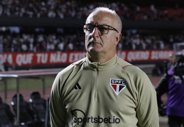 Imagem da noticia Dorival lamenta lesões no São Paulo: "Precisa de um benzimento forte"