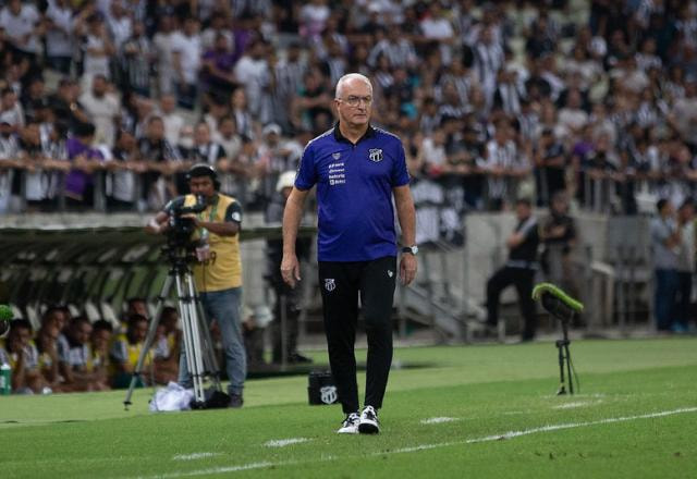 Imagem da noticia Dorival Júnior se despede do Ceará para acertar com o Flamengo