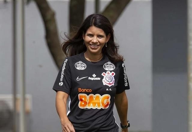 Imagem da noticia Dos 12 grandes do Brasil, apenas dois clubes não têm mulheres no futebol profissional