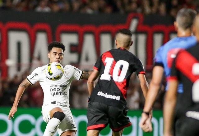 Imagem da noticia Du Queiroz recebe ameaça e xingamentos após Atlético-GO x Corinthians: "Favelado lixo"
