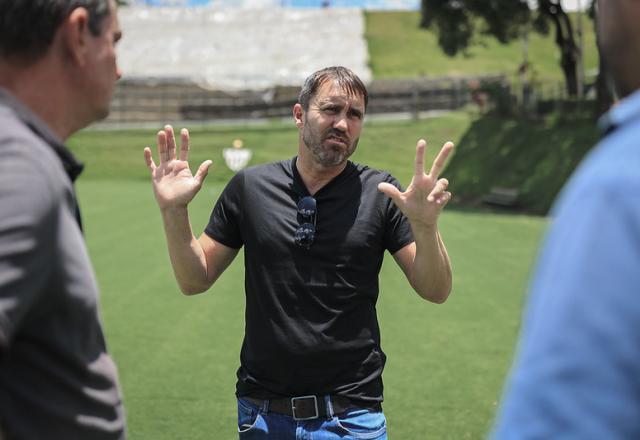 Imagem da noticia Eduardo Coudet deixa o comando técnico do Atlético-MG