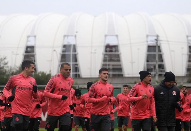 Imagem da noticia Em nota, jogadores do Inter negam boicote a treino: "Comum acordo"