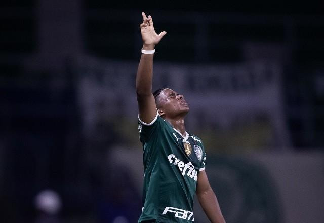 Imagem da noticia Endrick chora ao lembrar do avô e diz: "Quero chegar ao topo com o Palmeiras"