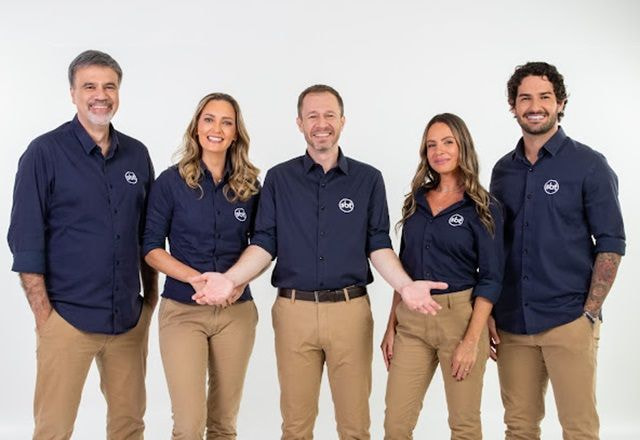 Imagem da noticia Abril de muito futebol no SBT com Sul-Americana e Champions League