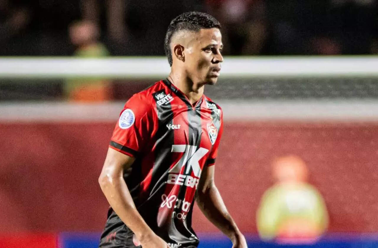 Imagem da noticia Vitória acerta a contratação de Erick, ex-São Paulo, em definitivo