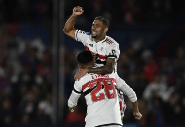 Imagem da noticia Erison brilha, e São Paulo vence Tigre na Argentina