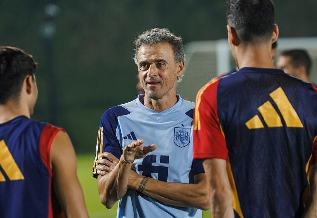 Imagem da noticia Espanha anuncia troca no comando técnico após eliminação nas oitavas da Copa
