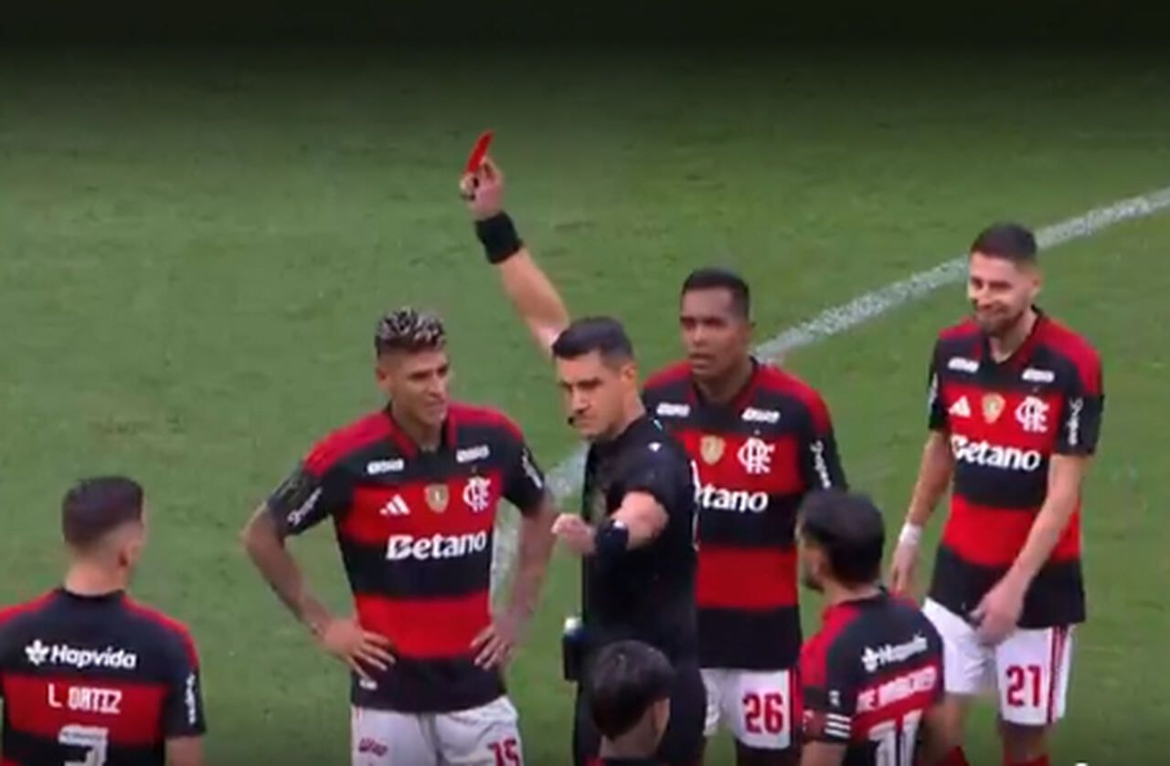 Imagem da noticia Supercopa: CBF divulga áudio da expulsão de Carrascal, do Flamengo