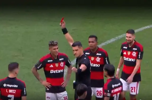 Supercopa: CBF divulga áudio da expulsão de Carrascal, do Flamengo Supercopa: CBF divulga áudio da expulsão de Carrascal, do Flamengo