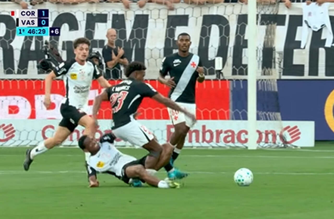 Imagem da noticia STJD denuncia André, Corinthians e jogador do Vasco