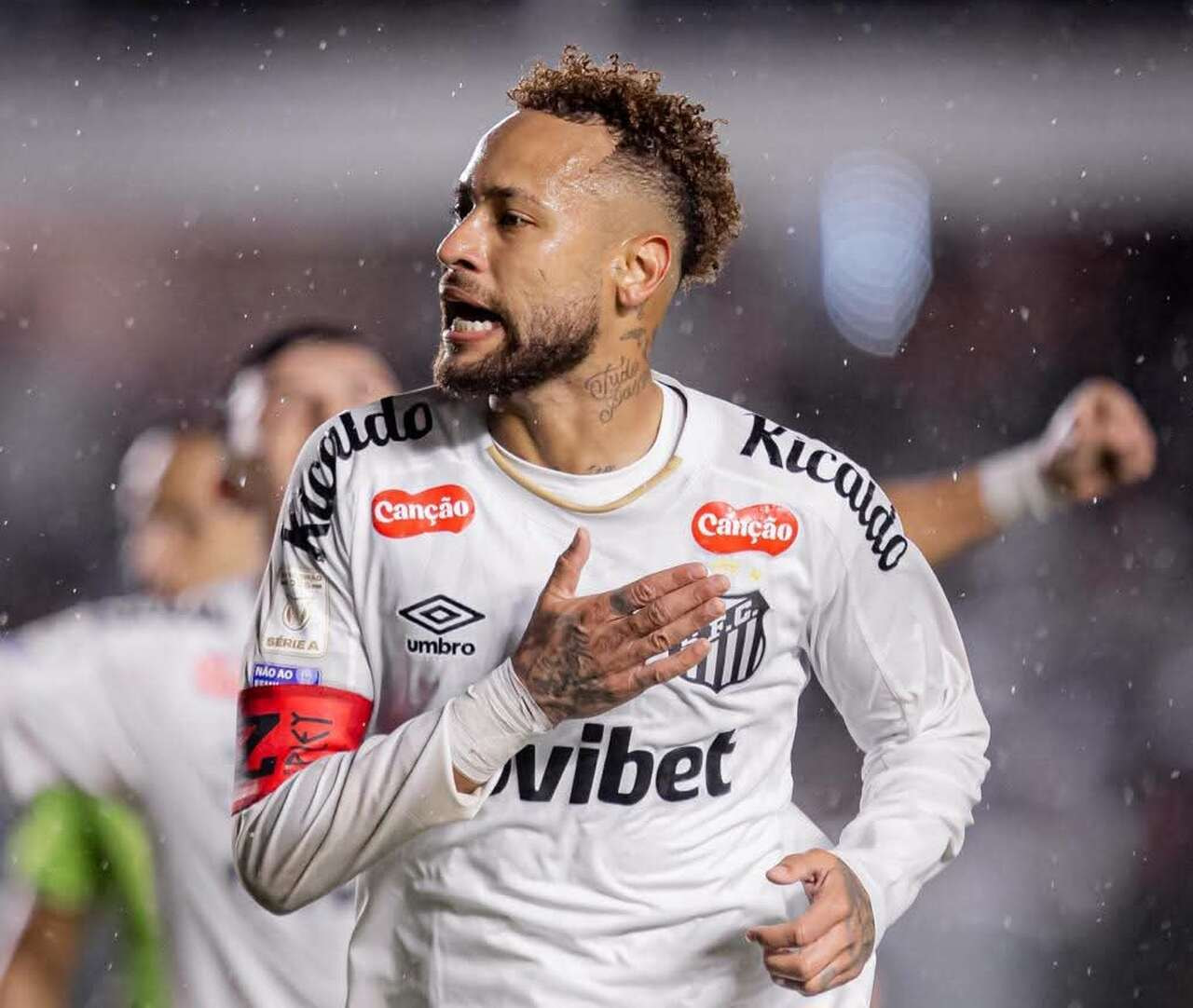 Imagem da noticia Santos bate o Bragantino com gol de Neymar na Vila Belmiro