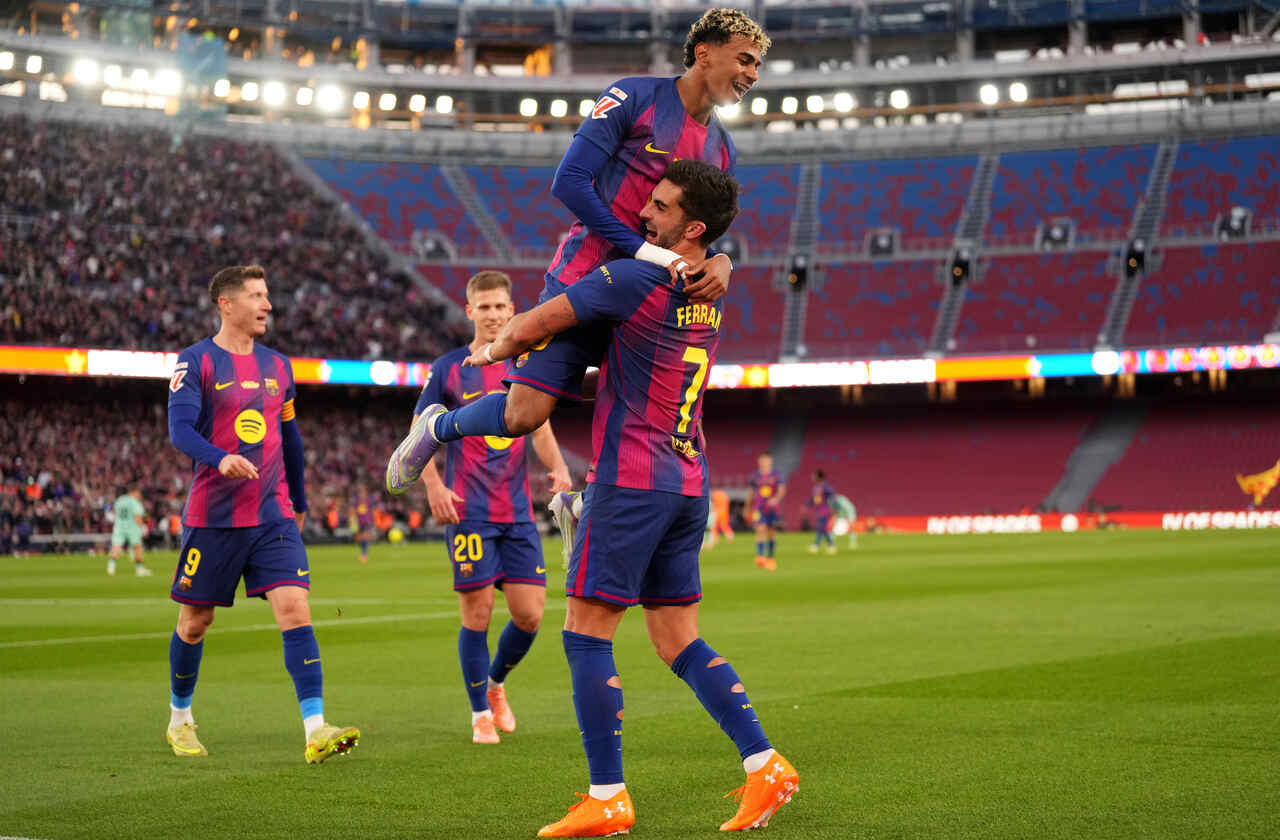 Imagem da noticia Barcelona goleia Bilbao no retorno ao Camp Nou e dorme na liderança do Espanhol