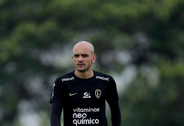 Imagem da noticia Fábio Santos indica aposentadoria após eliminação do Corinthians