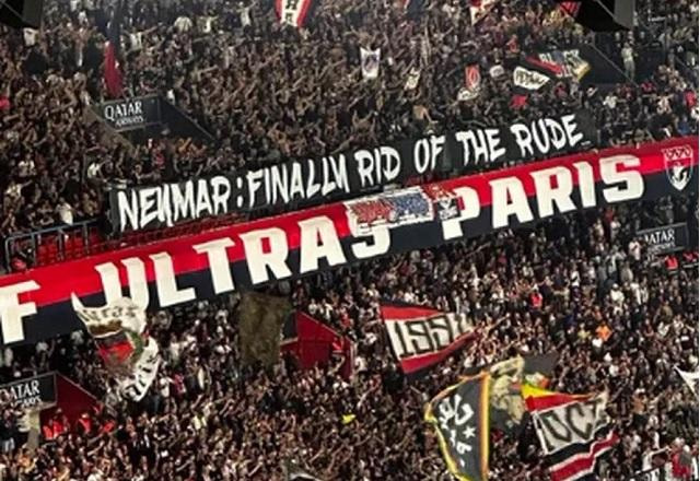 Imagem da noticia Torcedores do PSG comemoram saída de Neymar em estádio: "Nos livramos"