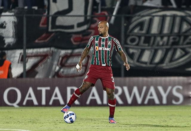 Imagem da noticia Após eliminação na Libertadores, Felipe Melo vira principal alvo de piadas; veja