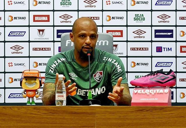 Imagem da noticia Corinthians x Fluminense: Felipe Melo espera clima "super-hostil" na Arena