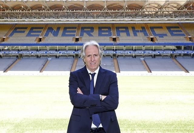 Imagem da noticia Fenerbahçe anuncia a contratação do técnico Jorge Jesus