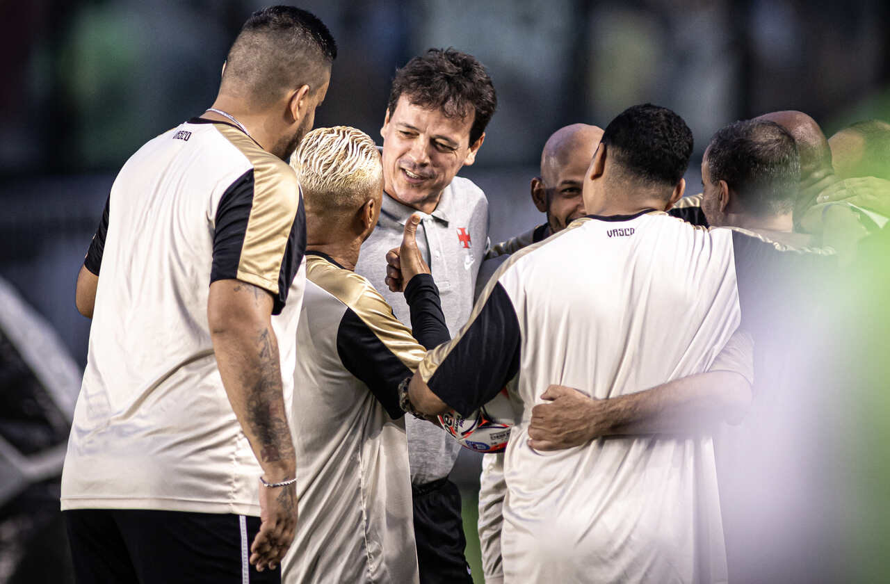 Imagem da noticia Falta de eficiência prejudica Vasco e aumenta pressão sobre Diniz