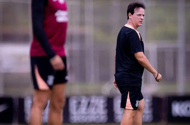 Corinthians encerra preparação e terá desfalques importantes contra o Vasco Corinthians encerra preparação e terá desfalques importantes contra o Vasco