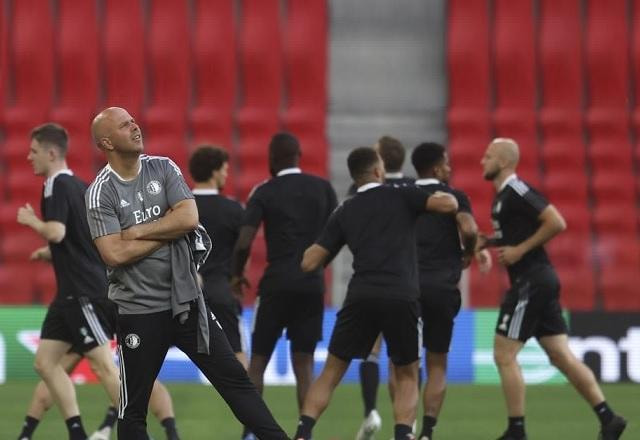 Imagem da noticia Feyenoord tenta recolocar futebol holandês no topo da Europa