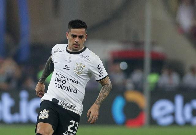 Imagem da noticia Filho de Fagner sai em defesa do pai após pênalti perdido: "Pessoal só vê o pior"