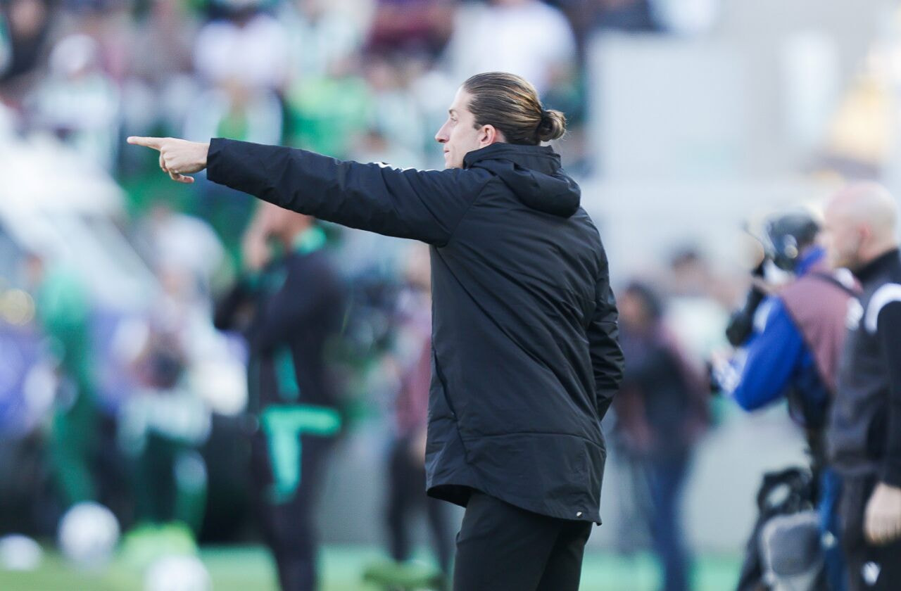 Imagem da noticia Filipe Luís exalta intensidade do Flamengo e explica recusa ao futebol europeu