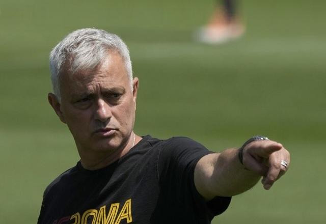 Imagem da noticia Finalista da Conference League, Mourinho pode realizar feito inédito no futebol europeu