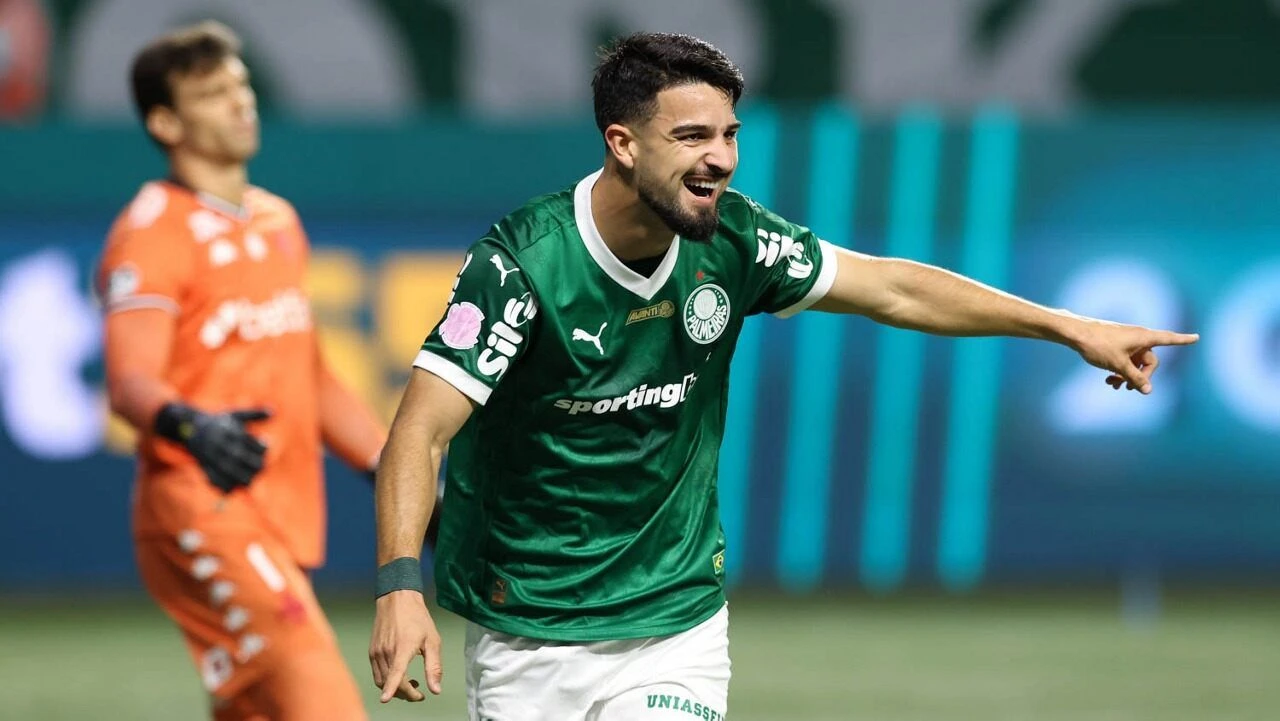 Imagem da noticia Flaco López alcança temporada mais artilheira da carreira com dez jogos a menos