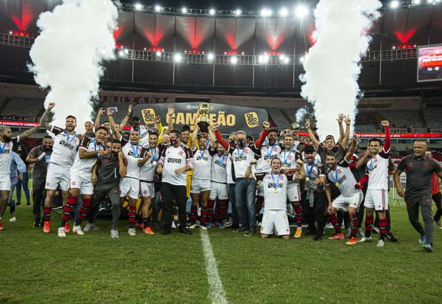 Imagem da noticia Flamengo pode conquistar tetra inédito e aumentar hegemonia no Carioca