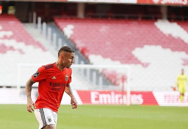 Imagem da noticia Flamengo se aproxima de acordo com o Benfica por Everton Cebolinha