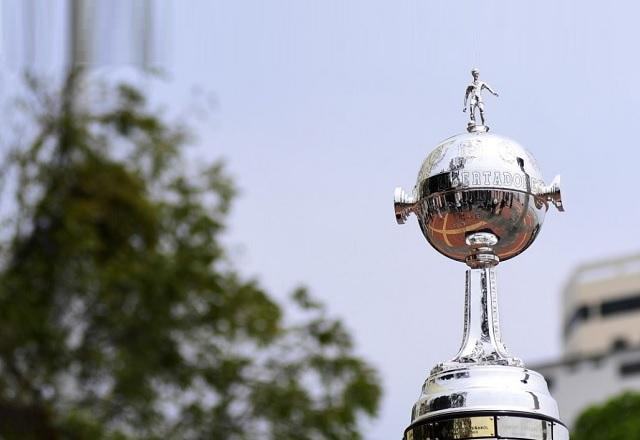 Imagem da noticia Flamengo x Athletico-PR: onde assistir, escalações e desfalques