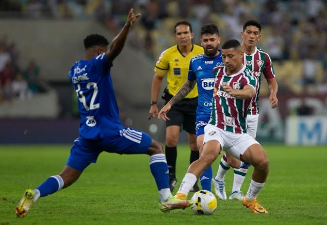 Imagem da noticia Cruzeiro x Fluminense: onde assistir, escalações e desfalques