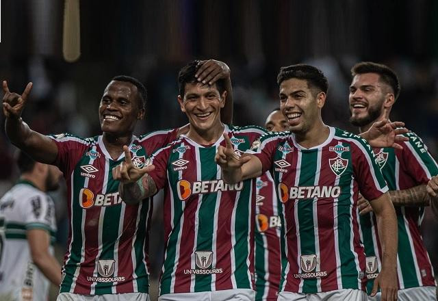 Imagem da noticia Fluminense bate o Coritiba e assume vice-liderança do Brasileirão