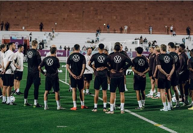 Imagem da noticia Fora da Copa, Kroos critica Alemanha: "Tem que fazer muito mais com a bola"