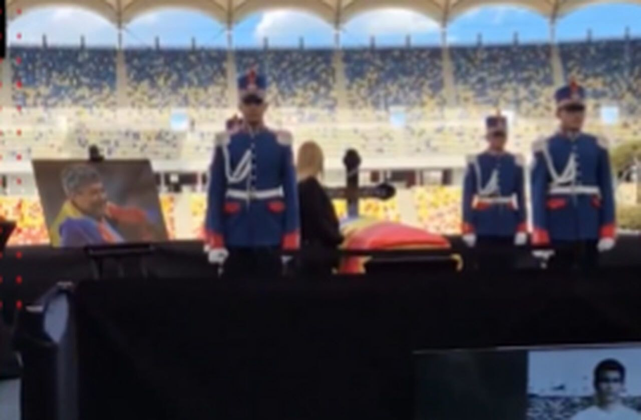 Imagem da noticia Velório de Mircea Lucescu reúne torcedores e ex-jogadores em Bucareste