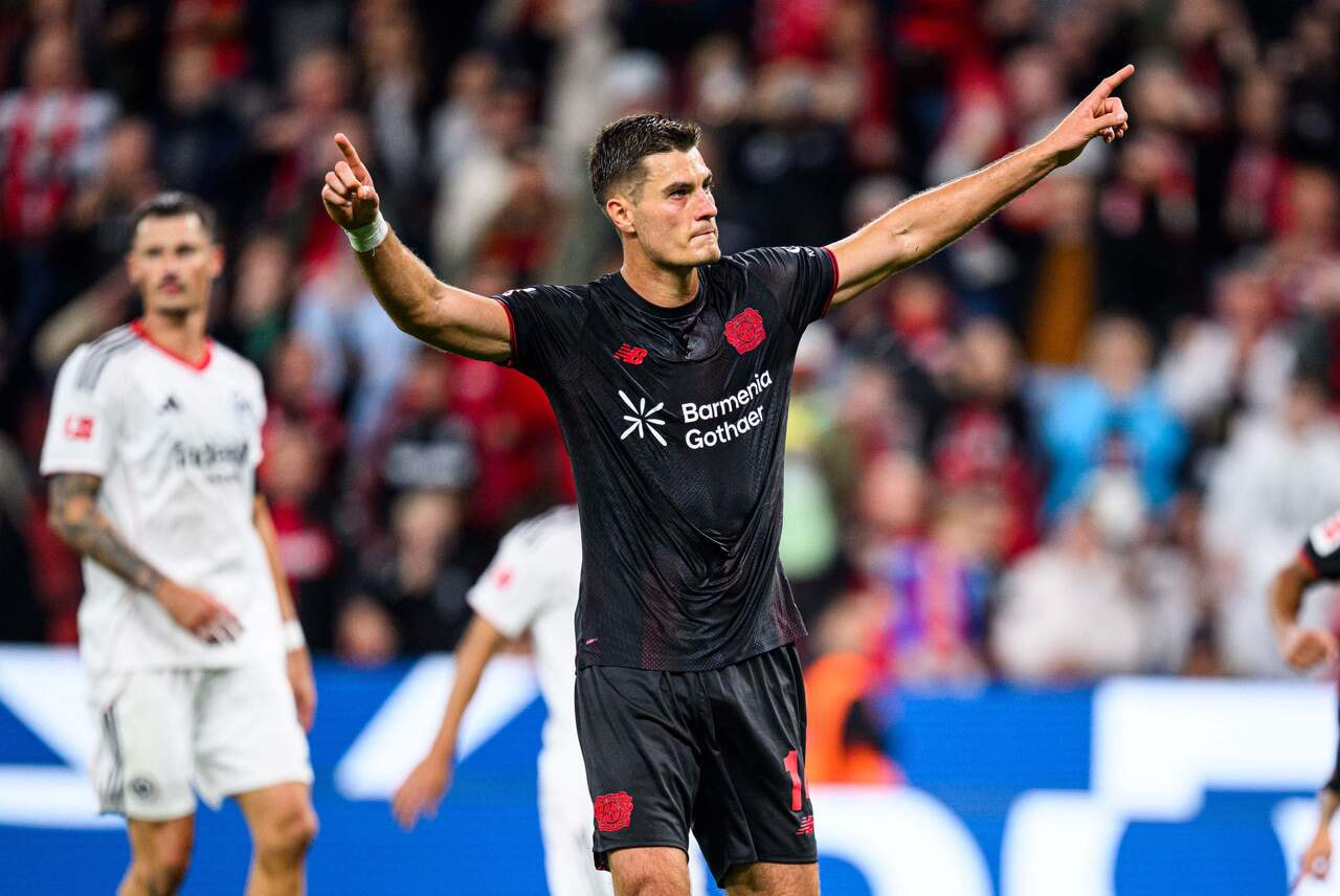 Imagem da noticia Na estreia de técnico, Bayer Leverkusen supera expulsões e vence o Frankfurt pela Bundesliga