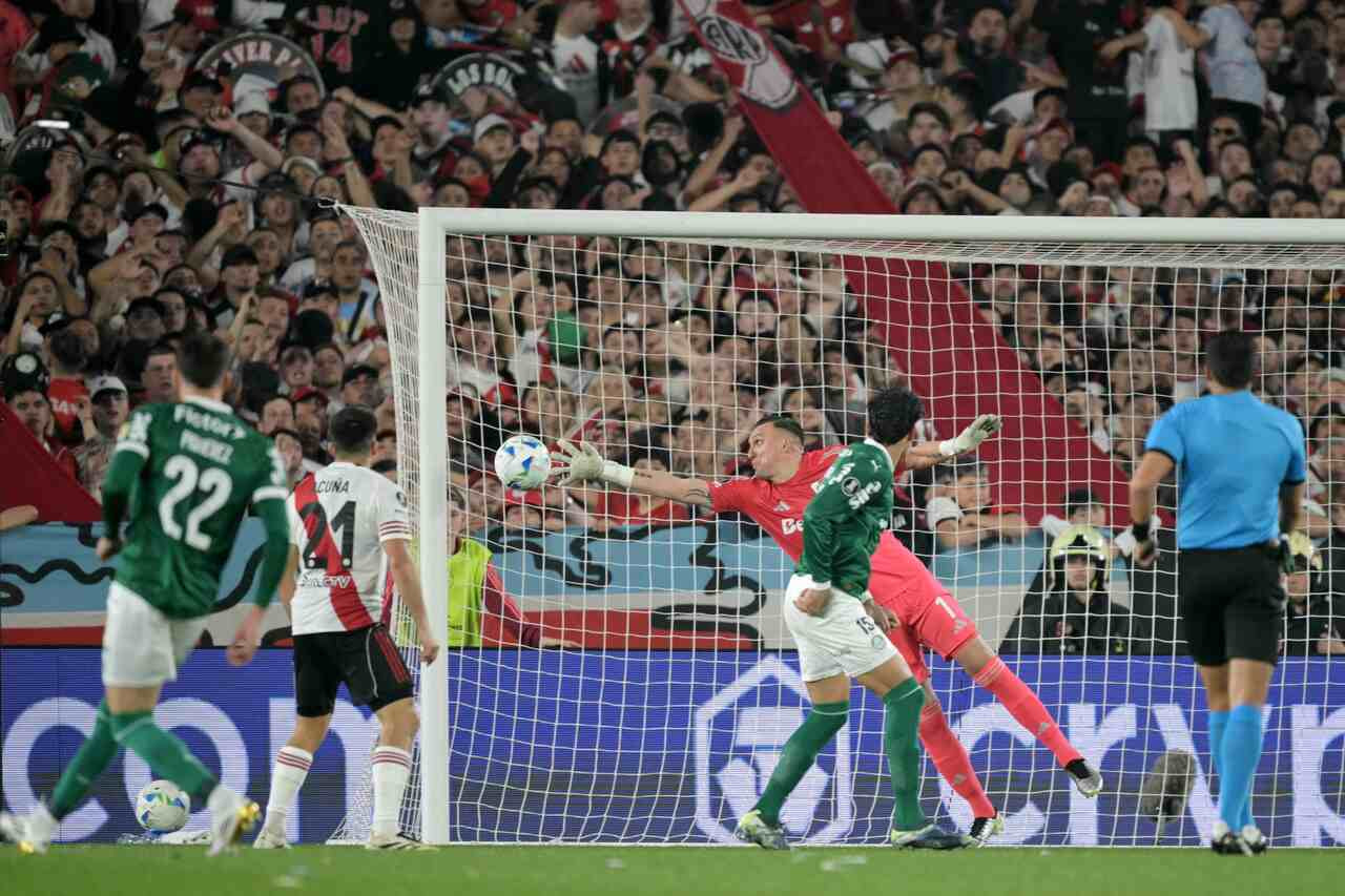 Imagem da noticia Palmeiras vence o River Plate e está a um empate da semifinal da Libertadores