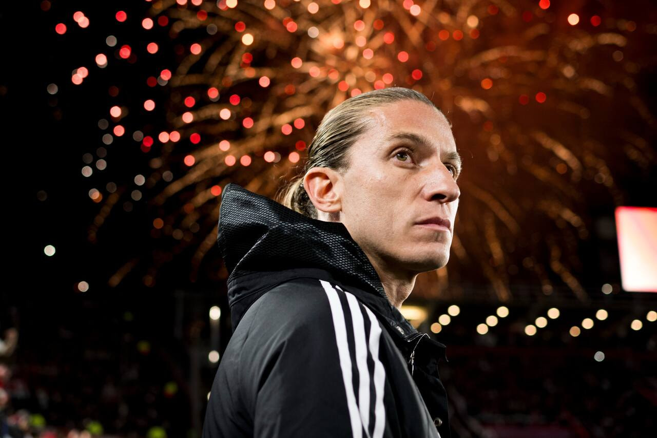 Imagem da noticia Neymar reage ao título do Flamengo em post sobre Filipe Luís e mobiliza rubro-negros