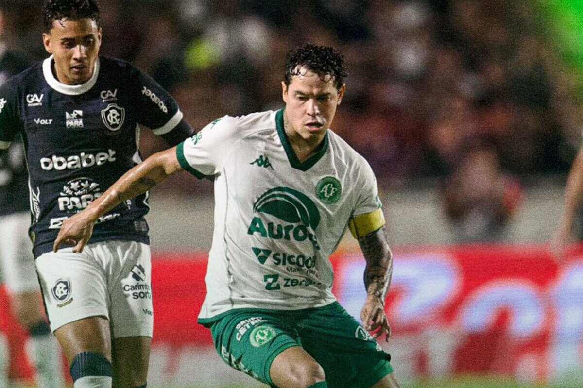 Imagem da noticia Chapecoense empata no último lance, estraga festa do Remo e segue vice-líder da Série B