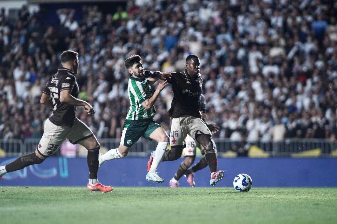 Imagem da noticia De virada, Vasco perde para o Juventude e deixa São Januário sob protestos